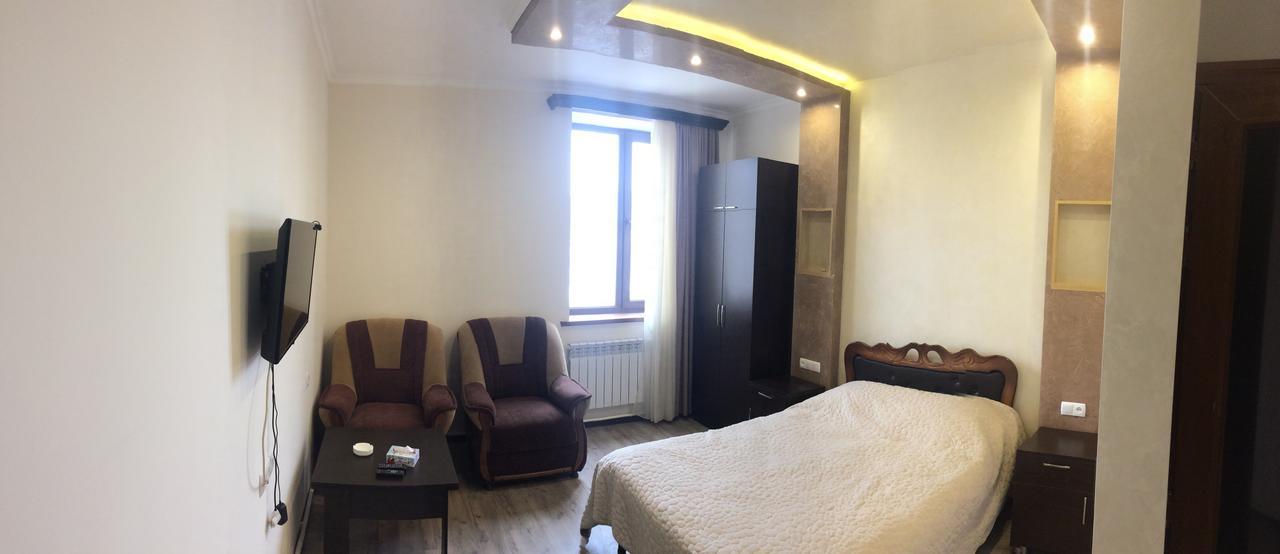Guesthouse Crown Of Tsaghkadzor Eksteriør bilde
